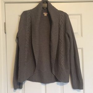 Gray cozy sweater. Size XL.